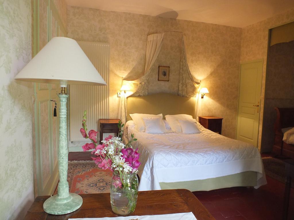 Chateau De Naze Vivy-Saumur Zimmer foto