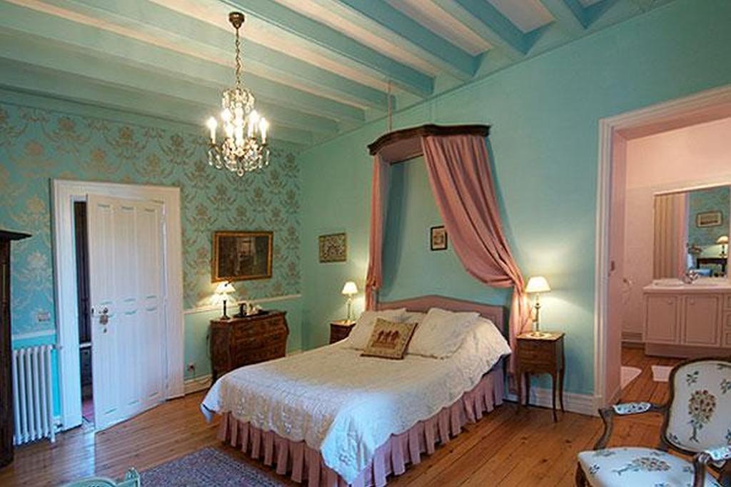 Chateau De Naze Vivy-Saumur Zimmer foto