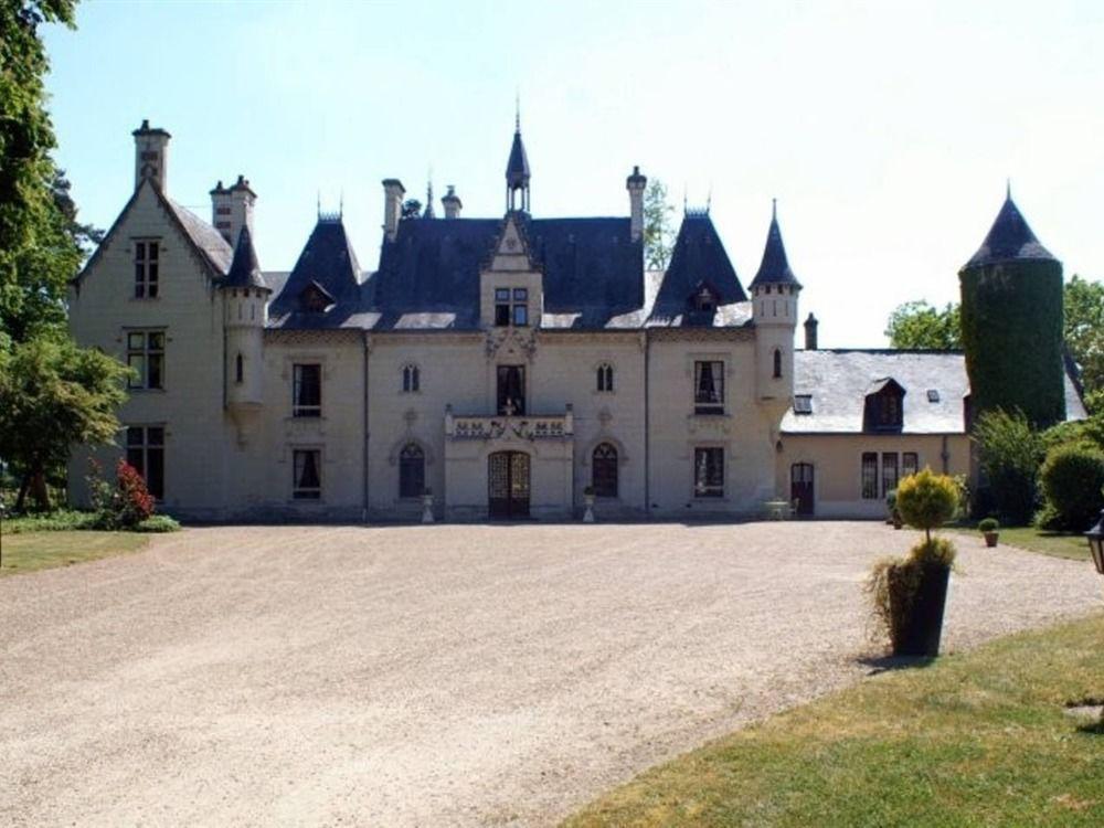 Chateau De Naze Vivy-Saumur Exterior foto